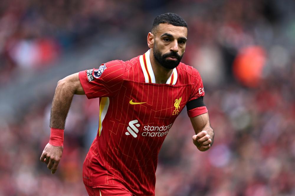 其队友保持 其队友保持